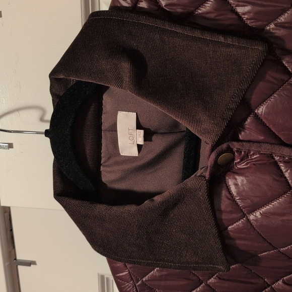 Loft Quilted Puffer Barn Jacket - Picture 6 of 13